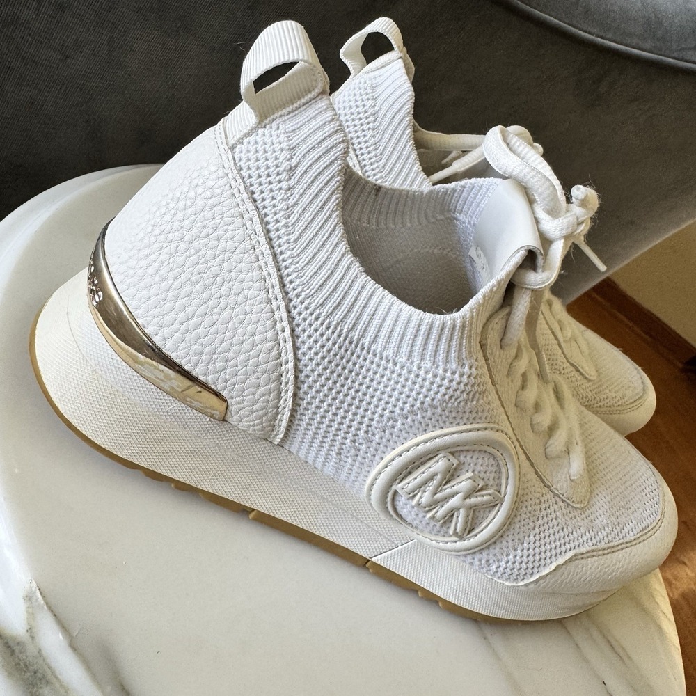 Michael Kors Jenkins Women's 7.5 Stretch Knit Trainer Sneaker MK White / Gold - Picture 1 of 6